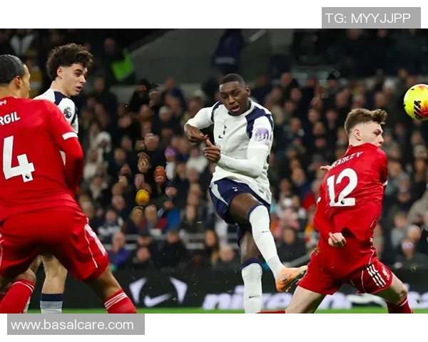 国王杯激战皇马小胜热刺引发转会风波全场沸腾