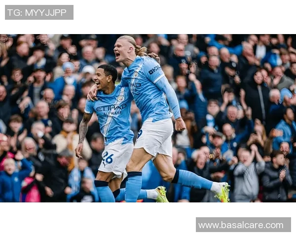 足总杯精彩对决里昂大胜曼城引发全场狂欢集锦回顾