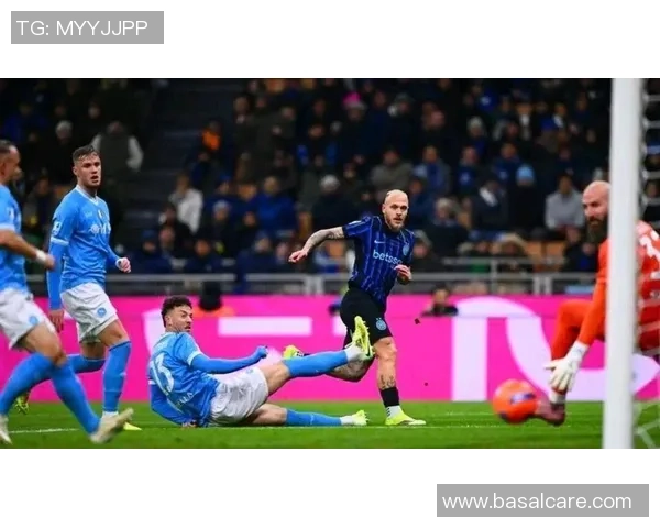 意甲焦点战巴萨逆转国米五球狂胜争议判罚引发热议 意甲焦点战巴萨逆转国米五球狂胜争议判罚引发热议