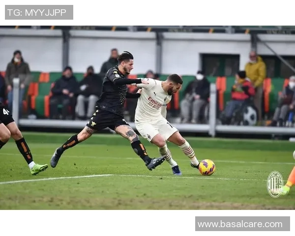 中超精彩对决AC米兰与国米战成平局逆转瞬间点燃全场激情 中超精彩对决AC米兰与国米战成平局逆转瞬间点燃全场激情