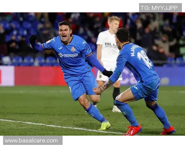 欧联杯激战巴萨主场3-0轻取莱比锡红牌争议引发全场热议