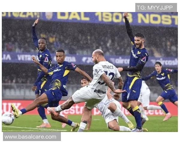 西甲精彩对决国米凭乌龙球绝杀拜仁全场沸腾