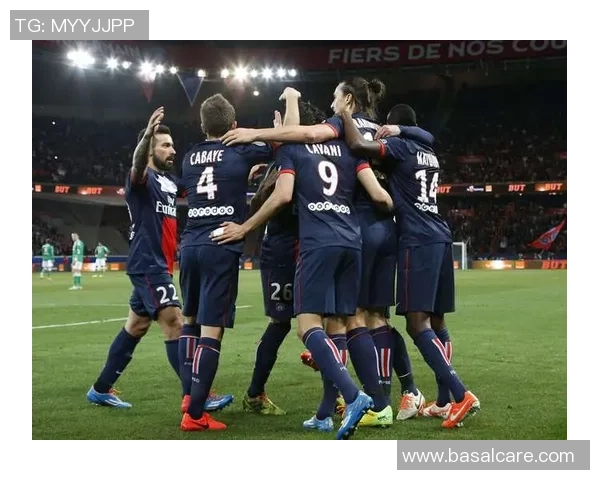 西甲激战皇马逆转巴黎圣日耳曼上演惊天大逆转全场沸腾