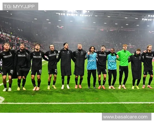 德甲精彩对决曼联凭乌龙球逆转切尔西全场沸腾